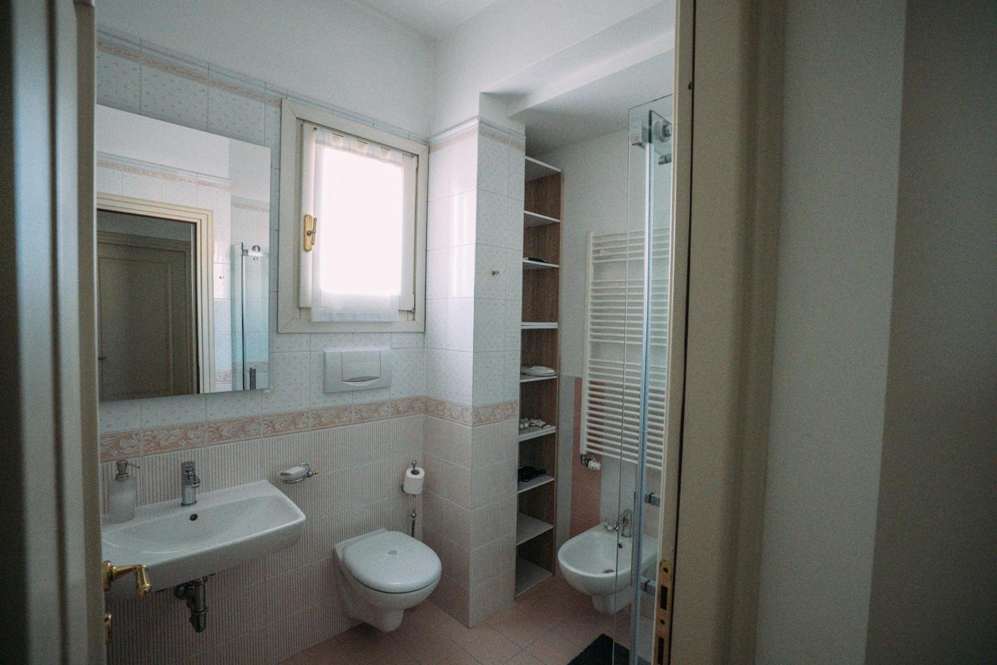 Family Apartment Vista Lago Stresa Ngoại thất bức ảnh